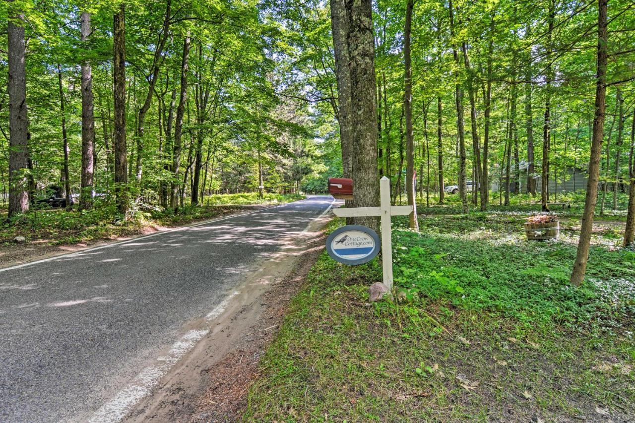 Pet-Friendly One Crow Cottage In Harbor Springs! Kültér fotó